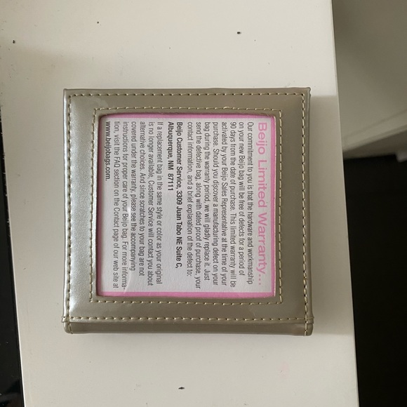 Beijo Silver Wallet/ Cardholder - Picture 3 of 3